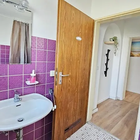 Geraeumige Monteurwohnungen Mit Balkon In Mechernich-glehn Lägenhet