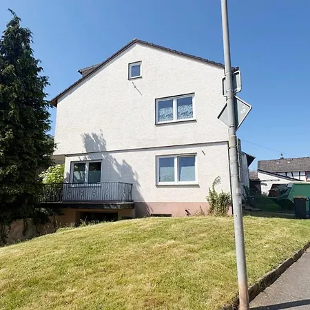 Geraeumige Monteurwohnungen Mit Balkon In Mechernich-glehn * Mechernich