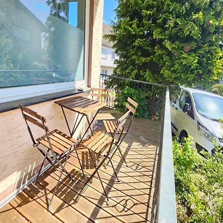 Lägenhet Geraeumige Monteurwohnungen Mit Balkon In Mechernich-glehn Mechernich